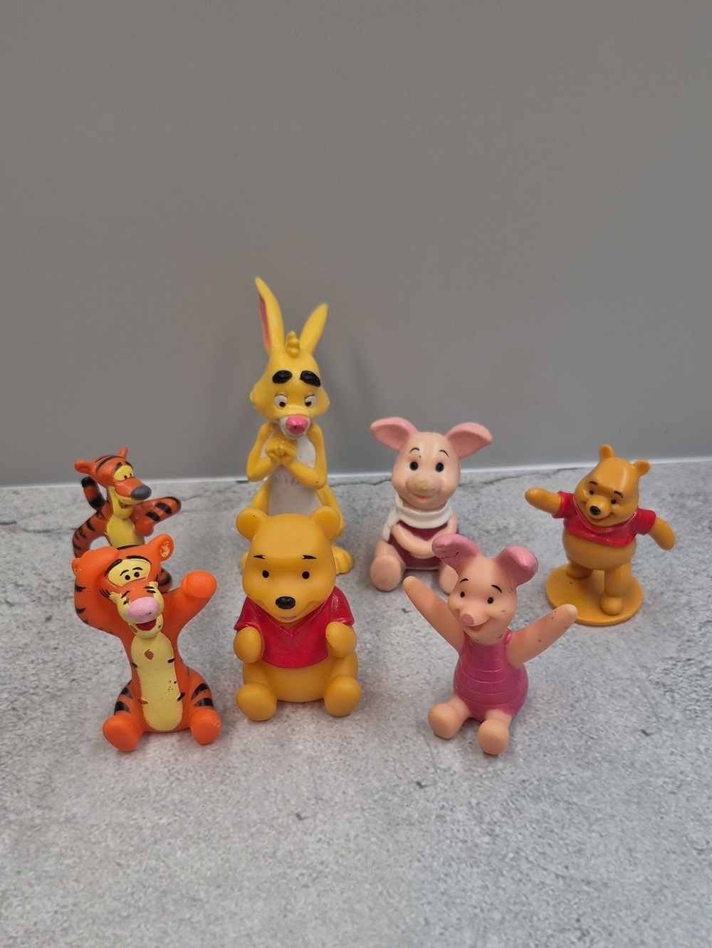 Winnie the Pooh Character Mini Figure Pack - Yellow & Pink